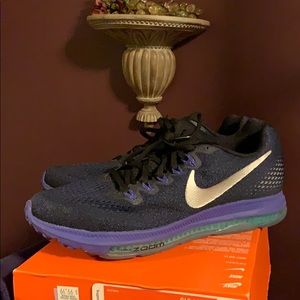 WMNS NIKE ZOOM ALL OUT LOW